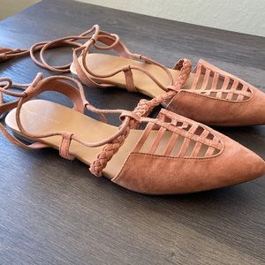 Brand New American Eagle Peach Suede Women’s Tassel Tie Pointed Sandals size 9